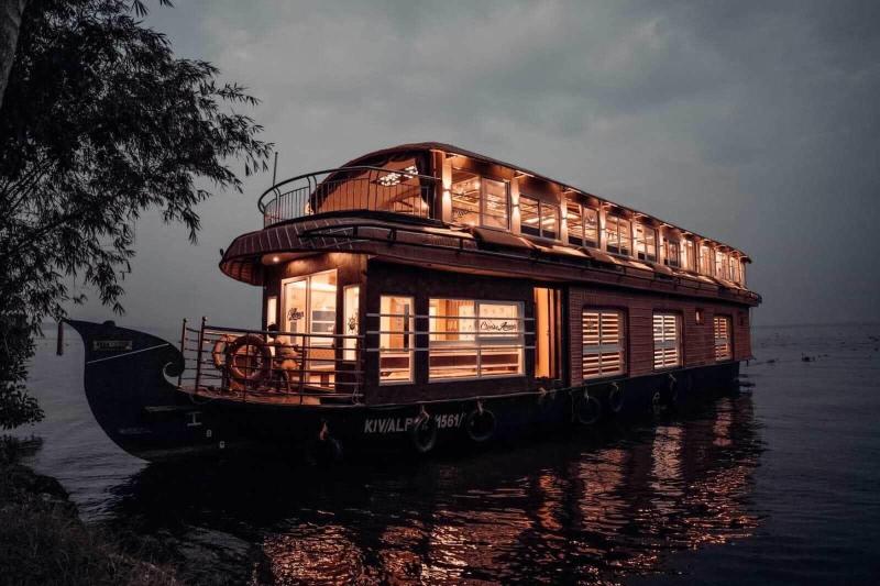 Kerala Boathouse image