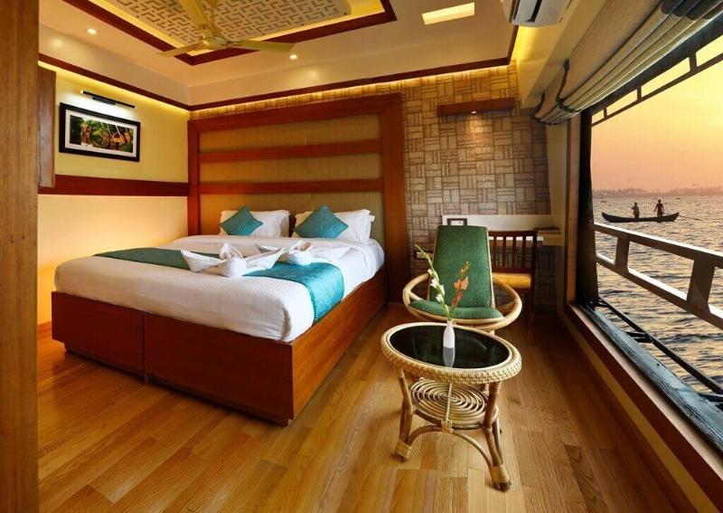 Kerala Boathouse image