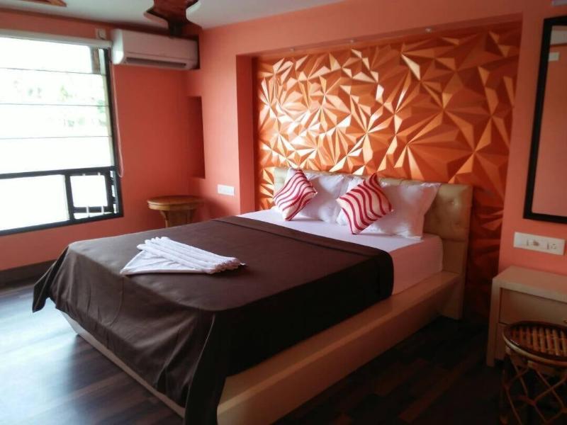 Kerala Boathouse image