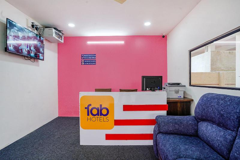 Fabhotel Q Suites