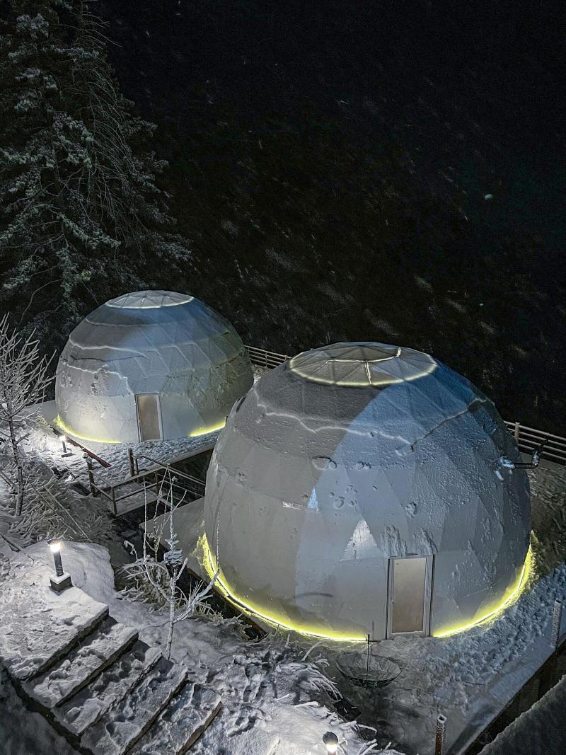 Glamping Club image