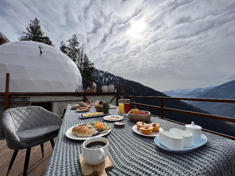 Glamping Club image
