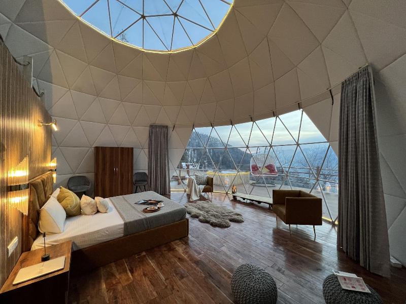Glamping Club image