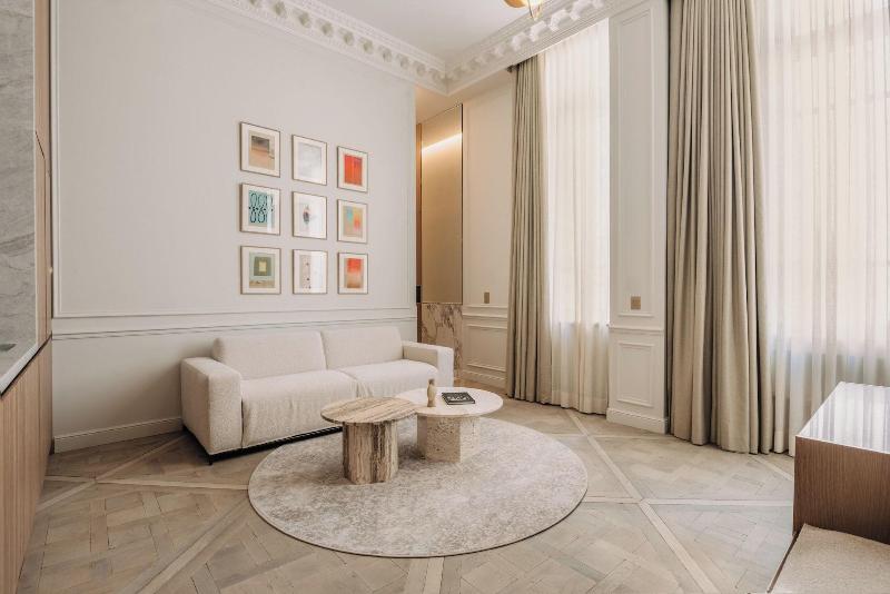 Highstay - Luxury Serviced Apartments - Louvre image