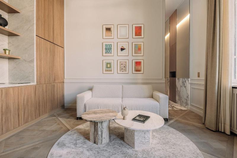 Highstay - Luxury Serviced Apartments - Louvre image