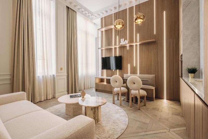 Highstay - Luxury Serviced Apartments - Louvre image