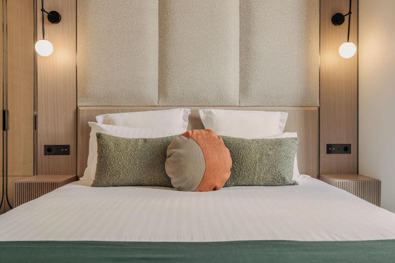 Highstay - Luxury Serviced Apartments - Louvre image