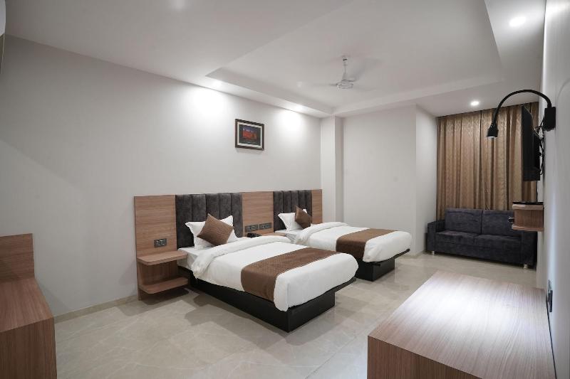 Hotel Krishna Inn image