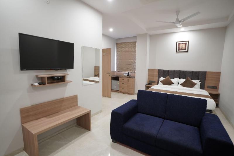 Hotel Krishna Inn image