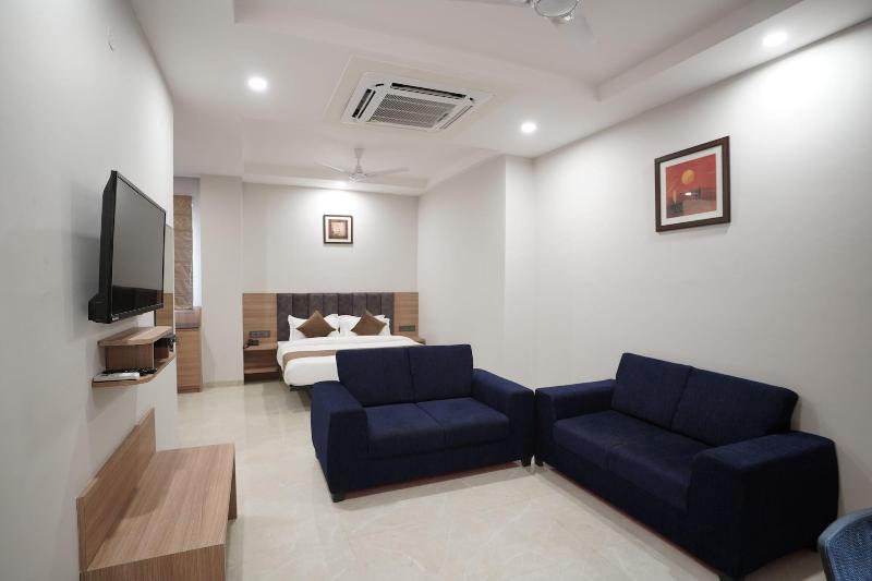 Hotel Krishna Inn image