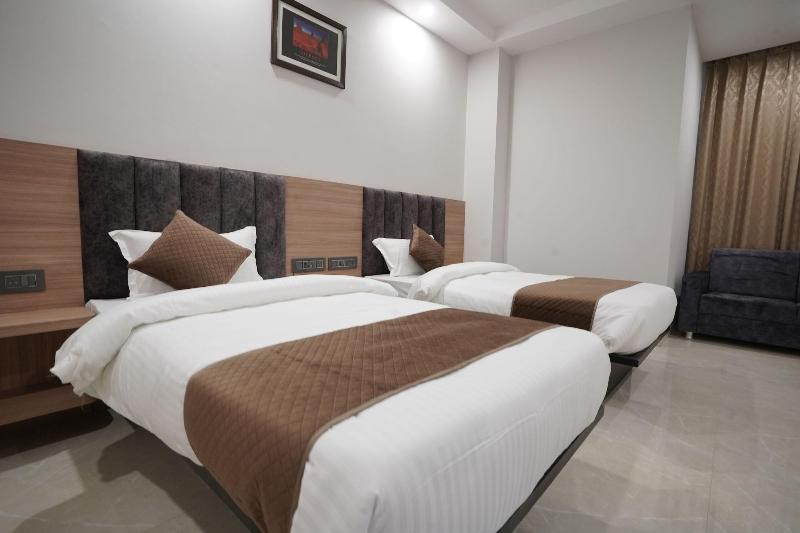 Hotel Krishna Inn image