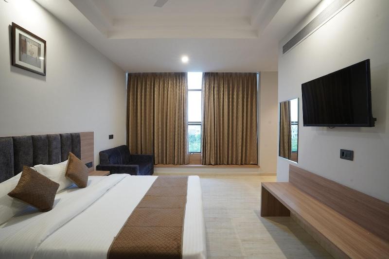 Hotel Krishna Inn image