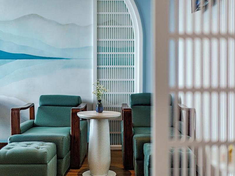 Peninsula Hotel Danang image