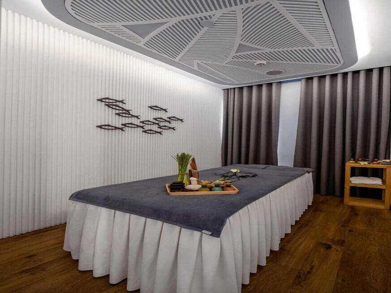 Peninsula Hotel Danang image
