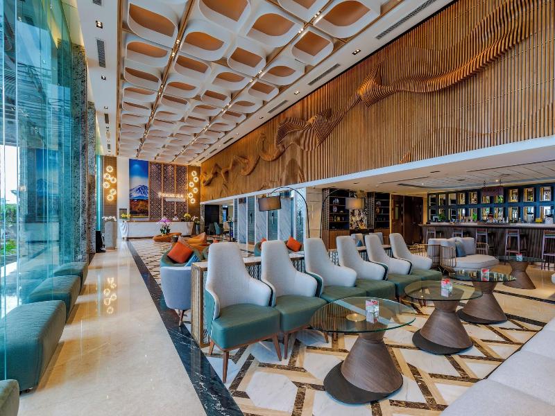 Peninsula Hotel Danang image