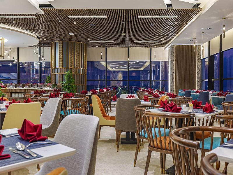 Peninsula Hotel Danang image