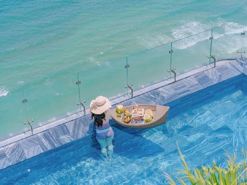Peninsula Hotel Danang image