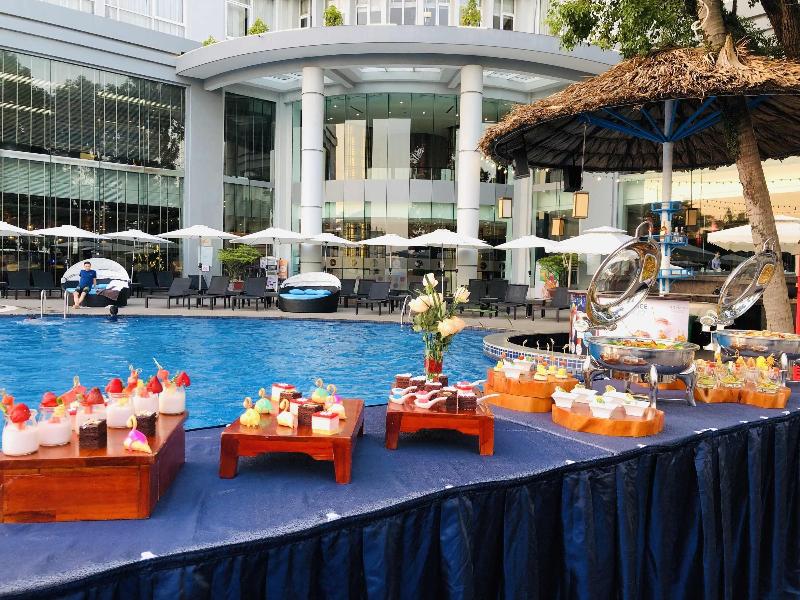 Novotel Ha Long Bay image
