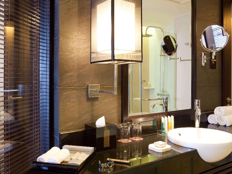 Novotel Ha Long Bay image