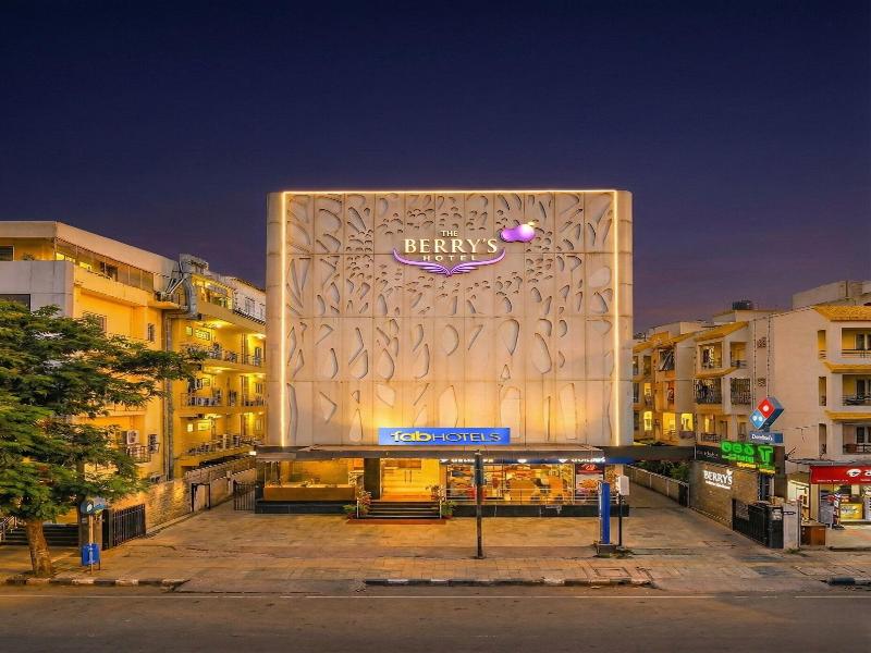 Fabhotel Astra Berry's image