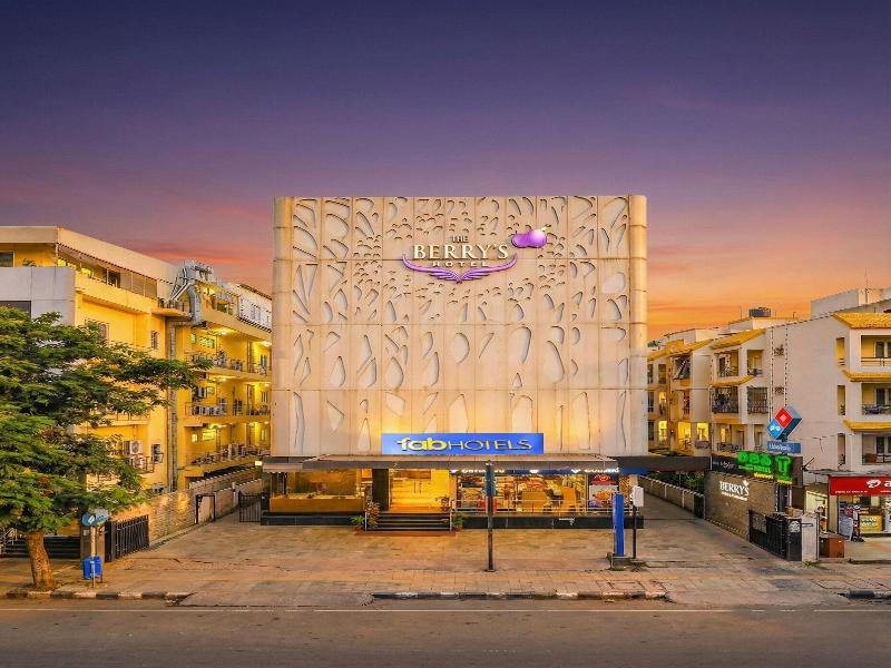 Fabhotel Astra Berry's image
