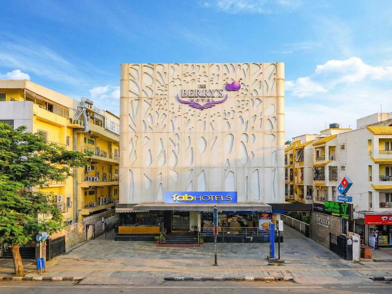 Fabhotel Astra Berry's image