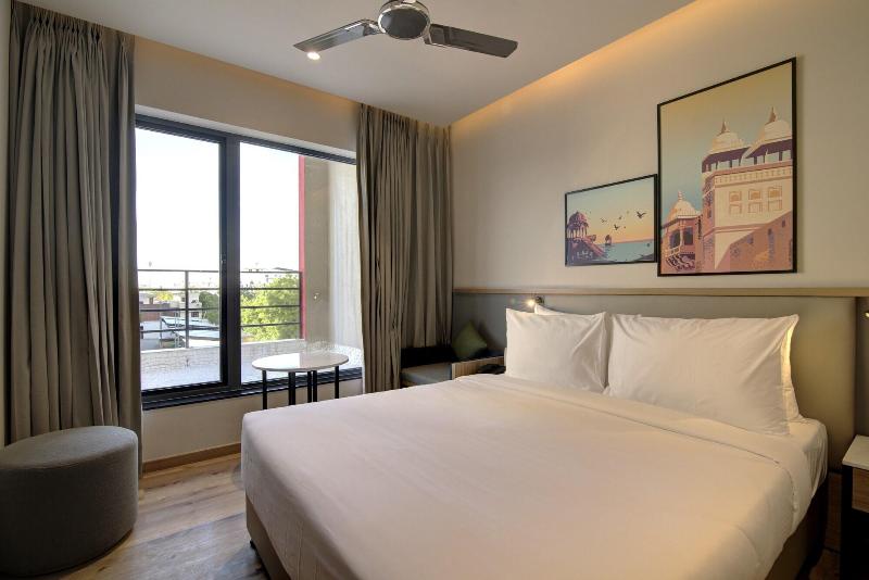 7 Apple Hotel Pratap Nagar - Jaipur image
