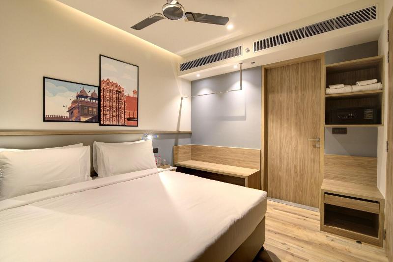 7 Apple Hotel Pratap Nagar - Jaipur image