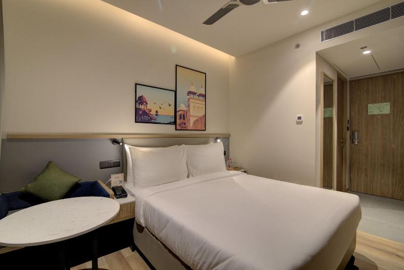 7 Apple Hotel Pratap Nagar - Jaipur image