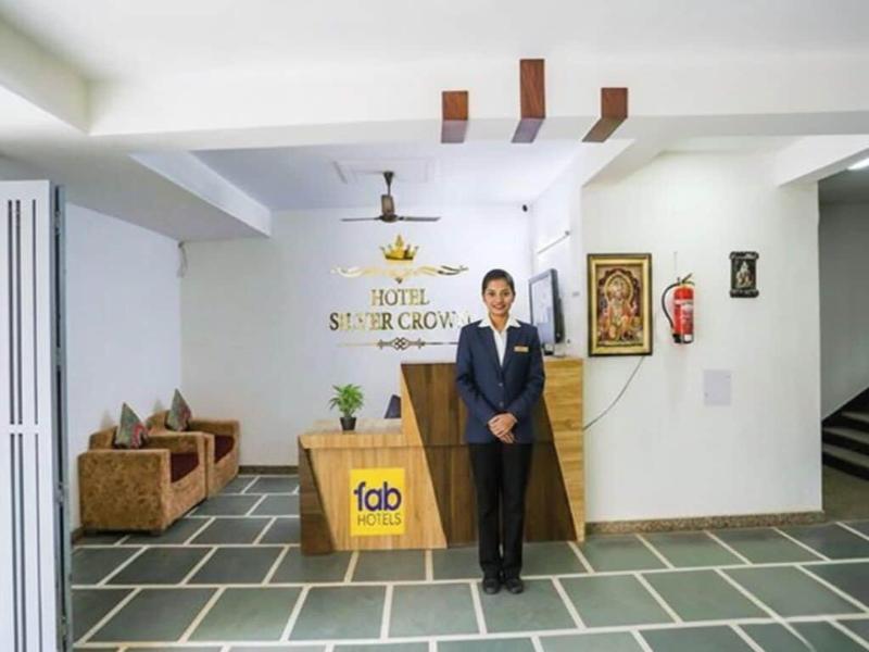Fabhotel Silver Crown image