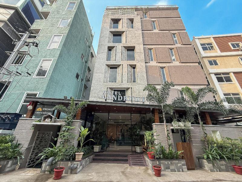 Hotel Landridge - Hitech City Hyderabad — general view