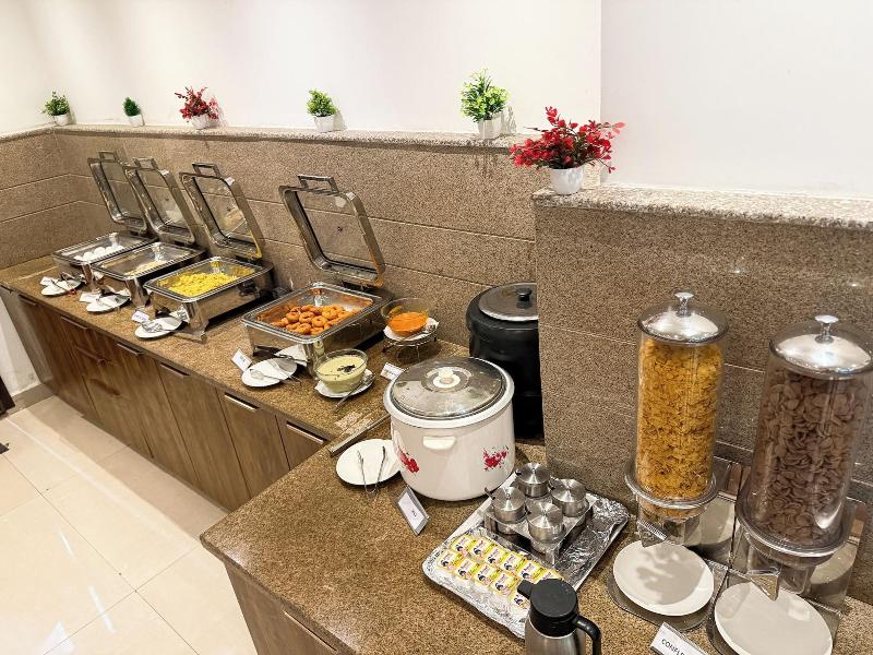 Hotel Landridge - Hitech City Hyderabad
