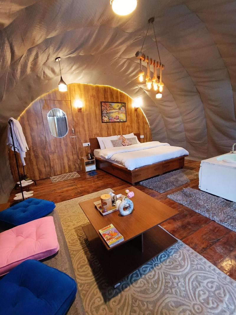 Nirvana Hamta Retreat image