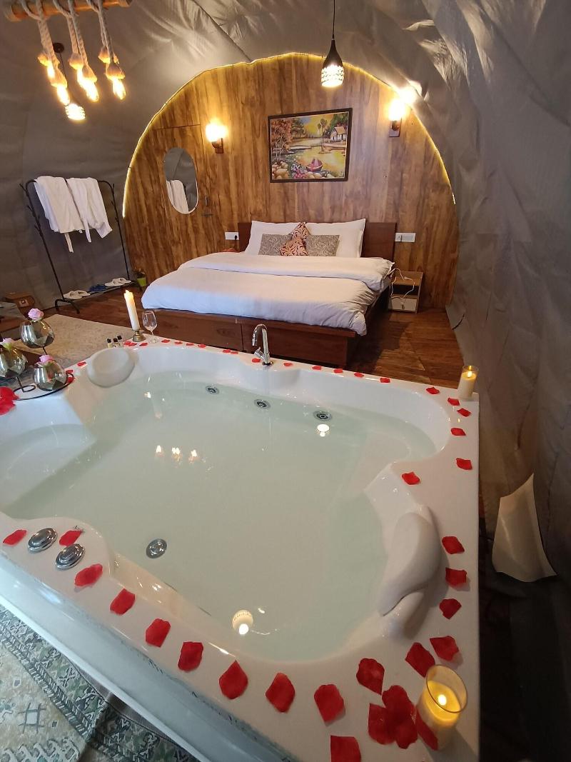 Nirvana Hamta Retreat image