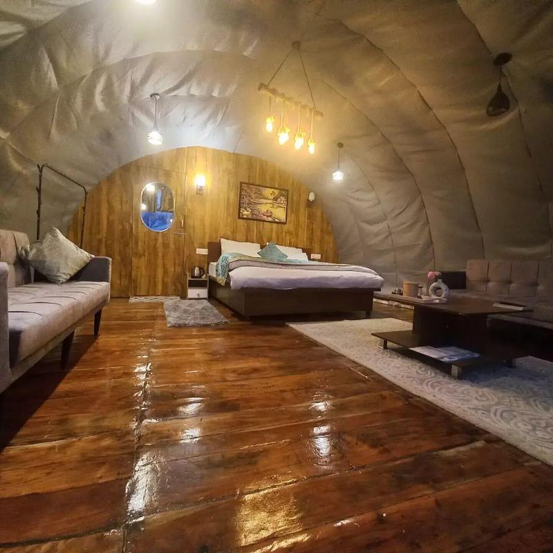 Nirvana Hamta Retreat image