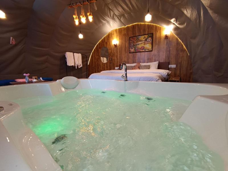 Nirvana Hamta Retreat image
