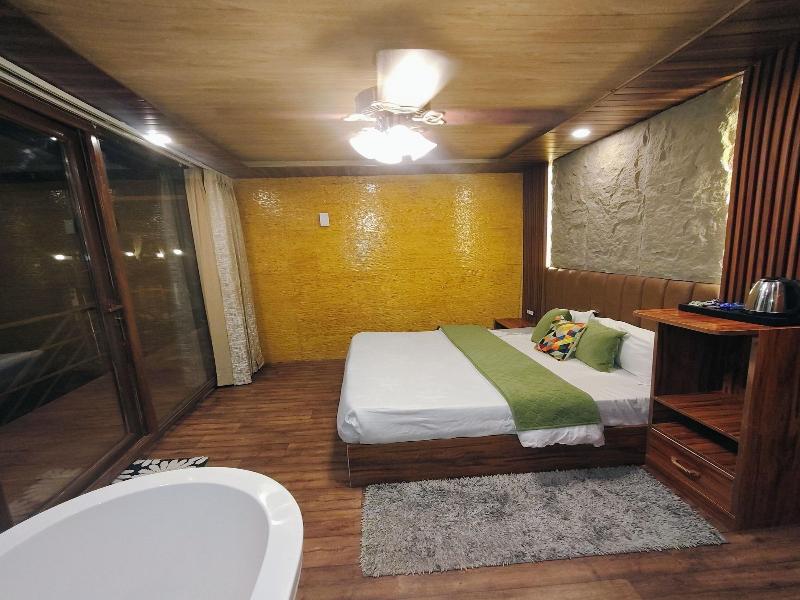 Nirvana Hamta Retreat image