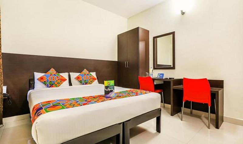 Fabhotel Comfort Inn image