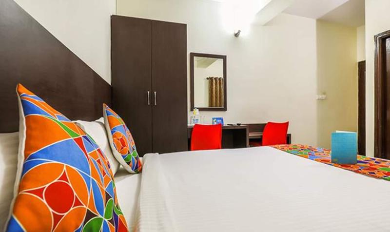 Fabhotel Comfort Inn image