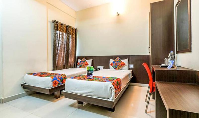 Fabhotel Comfort Inn image