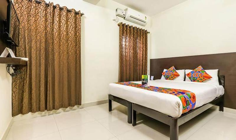Fabhotel Comfort Inn image