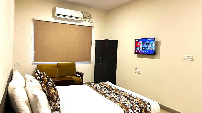 Athasri Hotel Hsr Layout image