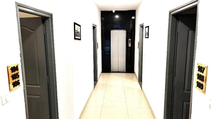 Athasri Hotel Hsr Layout image