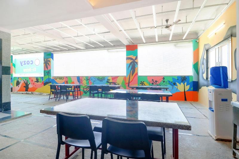 Fabhotel Broholic Suites I