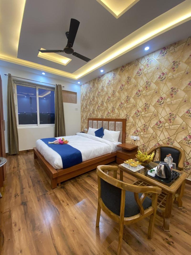 Tulip Inn image