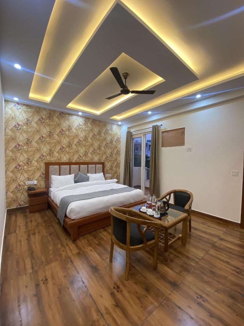 Tulip Inn image