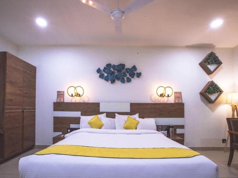 Phoenix Resort image