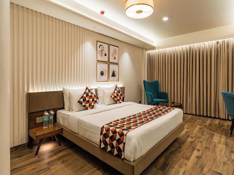 Phoenix Resort image