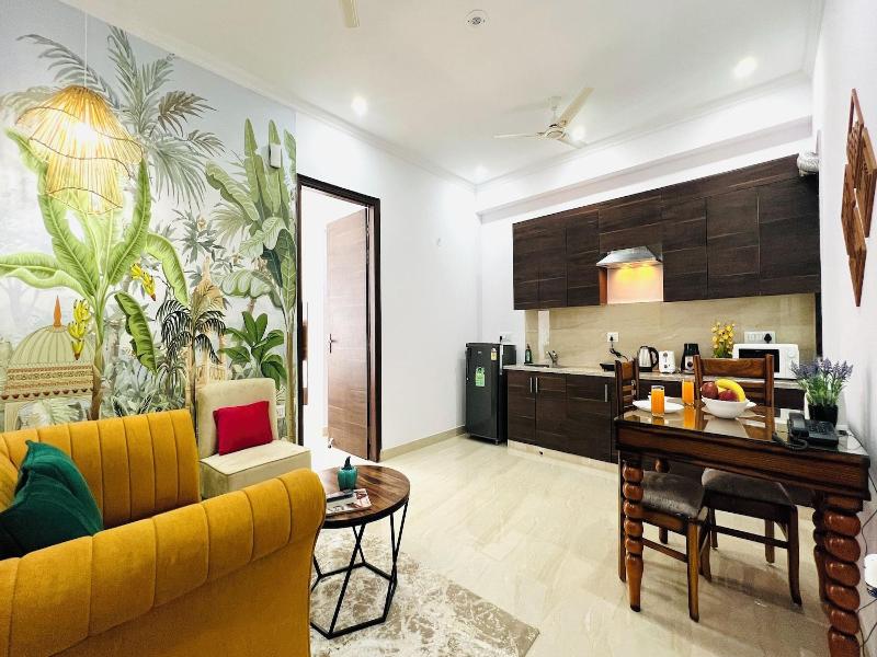 Zen Suites - Golf Course Road image