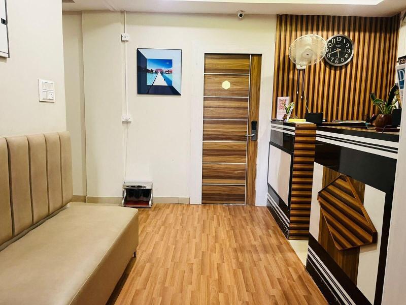 Avenue Suites image